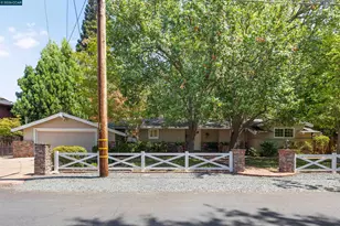 1026 Hacienda Dr, Walnut Creek, CA 94598 - Photo 1