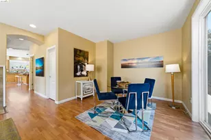 327 Hawk Ridge Dr, Richmond, CA 94806 - Photo 18