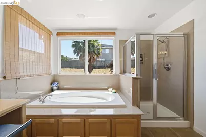 327 Hawk Ridge Dr, Richmond, CA 94806 - Photo 28