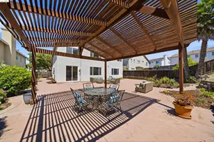 327 Hawk Ridge Dr, Richmond, CA 94806 - Photo 28