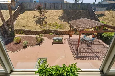 327 Hawk Ridge Dr, Richmond, CA 94806 - Photo 26