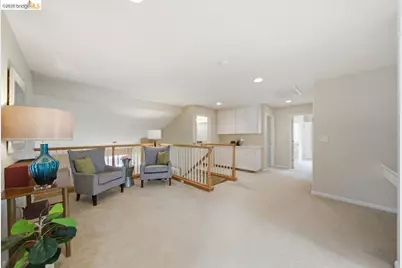 327 Hawk Ridge Dr, Richmond, CA 94806 - Photo 22