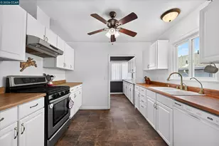 294 7th St, Rio Vista, CA 94571 - Photo 14