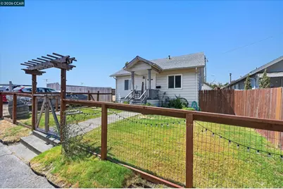 294 7th St, Rio Vista, CA 94571 - Photo 4