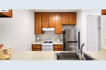 29629 Mountain Oak Ct #46, Hayward, CA 94544 - Photo 4