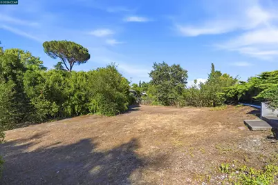 469 Boyd Rd, Pleasant Hill, CA 94523 - Photo 40