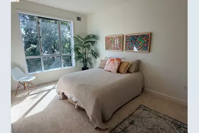 585 9th St #335, Oakland, CA 94607 - Photo 4