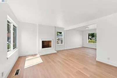 36956 Reynolds Dr, Fremont, CA 94536 - Photo 6