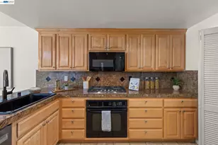 34930 Sea Cliff Terrace, Fremont, CA 94555 - Photo 4
