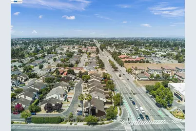 34930 Sea Cliff Ter, Fremont, CA 94555 - Photo 18