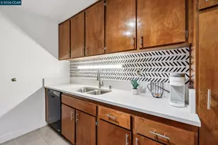 2121 Vale Rd, San Pablo, CA 94806 - Photo 14