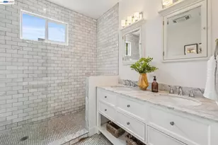 1020 53rd St, Oakland, CA 94608 - Photo 18