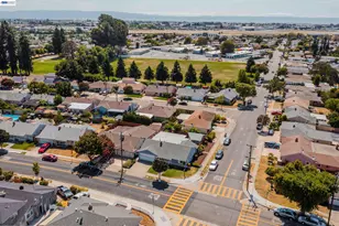 22907 Nevada, Hayward, CA 94541 - Photo 40