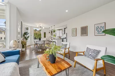 1020 53rd Street, Oakland, CA 94608 - Photo 8