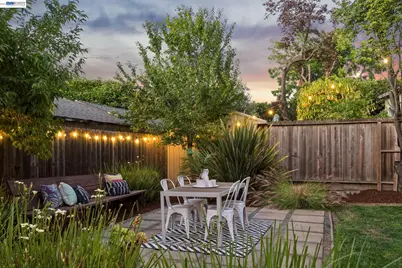 1020 53rd Street, Oakland, CA 94608 - Photo 58