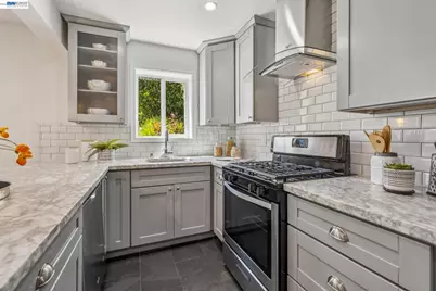 1020 53rd Street, Oakland, CA 94608 - Photo 38