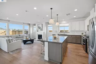 300 Colfax Ln, Oakley, CA 94561 - Photo 8