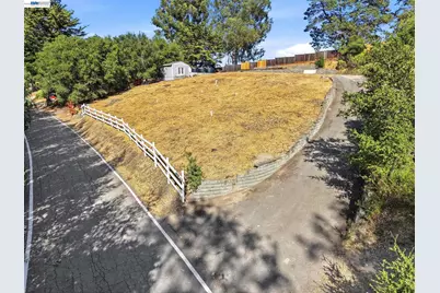 6733 Sunnyslope Ave, Castro Valley, CA 94552 - Photo 1