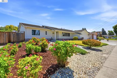 41754 Covington Dr, Fremont, CA 94539 - Photo 2