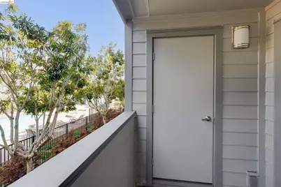 6400 Christie Ave #3206, Emeryville, CA 94608 - Photo 22