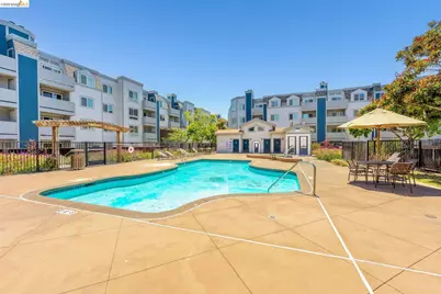 6400 Christie Ave #3206, Emeryville, CA 94608 - Photo 34