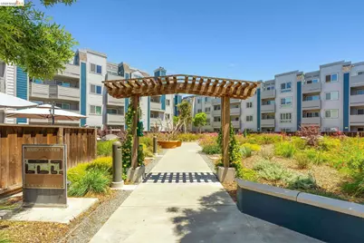 6400 Christie Ave #3206, Emeryville, CA 94608 - Photo 26