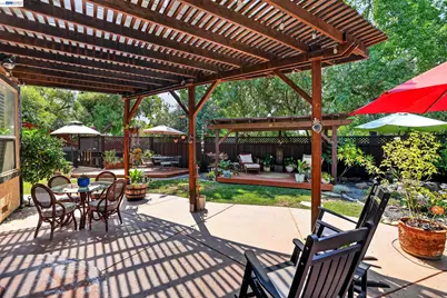 467 Pecan Pl, Brentwood, CA 94513 - Photo 10