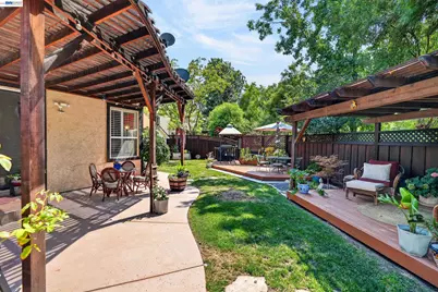 467 Pecan Pl, Brentwood, CA 94513 - Photo 8