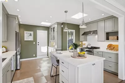 7450 Terrace Dr, El Cerrito, CA 94530 - Photo 18
