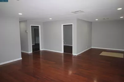 3978 Railroad Ave, Pittsburg, CA 94565 - Photo 8
