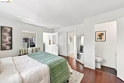 1028 57th St, Oakland, CA 94608 - Photo 30