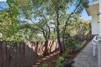 114 Indian Rd, Piedmont, CA 94610 - Photo 44