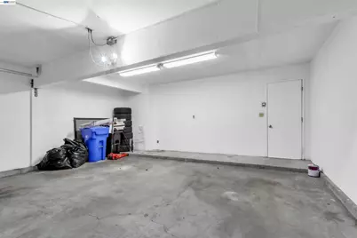 403 Olympus #7, Hercules, CA 94547 - Photo 24