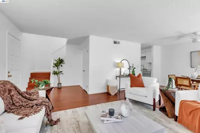 403 Olympus #7, Hercules, CA 94547 - Photo 6
