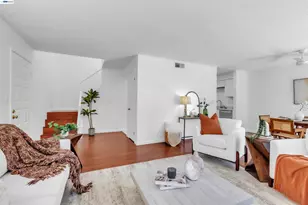 403 Olympus, Hercules, CA 94547 - Photo 6