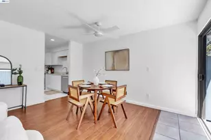 403 Olympus, Hercules, CA 94547 - Photo 6
