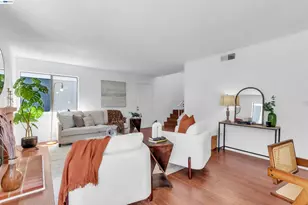 403 Olympus, Hercules, CA 94547 - Photo 8