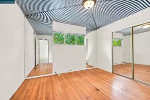 208 Ivy Dr, Orinda, CA 94563 - Photo 18