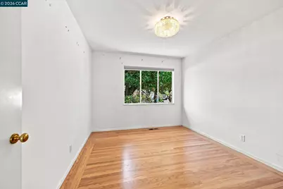 208 Ivy Dr, Orinda, CA 94563 - Photo 14