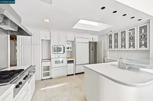 208 Ivy Dr, Orinda, CA 94563 - Photo 10
