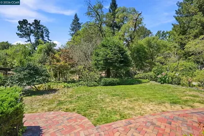 208 Ivy Dr, Orinda, CA 94563 - Photo 24