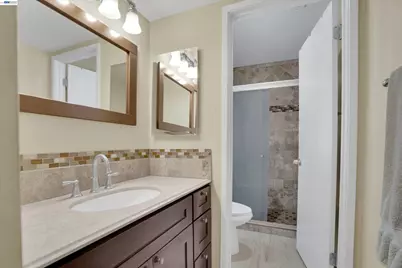 2023 Los Gatos Almaden Rd, San Jose, CA 95124 - Photo 14