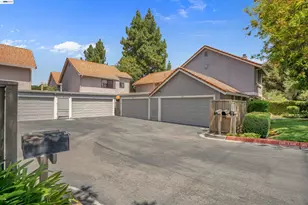 2023 Los Gatos Almaden Rd, San Jose, CA 95124 - Photo 40
