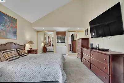 2023 Los Gatos Almaden Rd, San Jose, CA 95124 - Photo 12