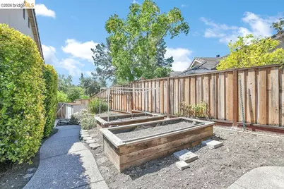 54 Janin Pl, Pleasant Hill, CA 94523 - Photo 26