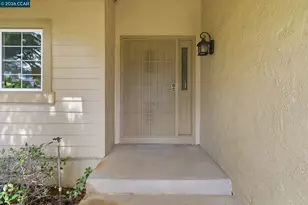 2942 Miller Dr, Fairfield, CA 94534 - Photo 4