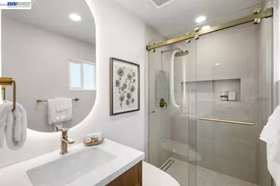 7350 Tamarack Dr, Dublin, CA 94568 - Photo 18