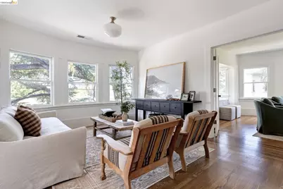 4132 Manila Ave, Oakland, CA 94609 - Photo 2