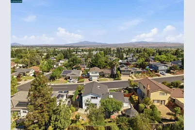 3286 Burgundy Dr, Pleasanton, CA 94566 - Photo 42