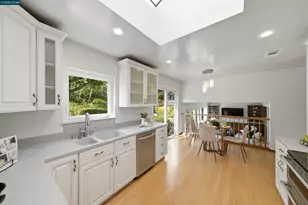 3286 Burgundy Dr, Pleasanton, CA 94566 - Photo 10